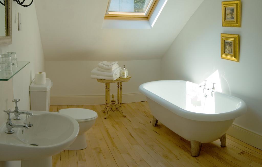 Shola Coach House B&B Coleraine Bilik gambar